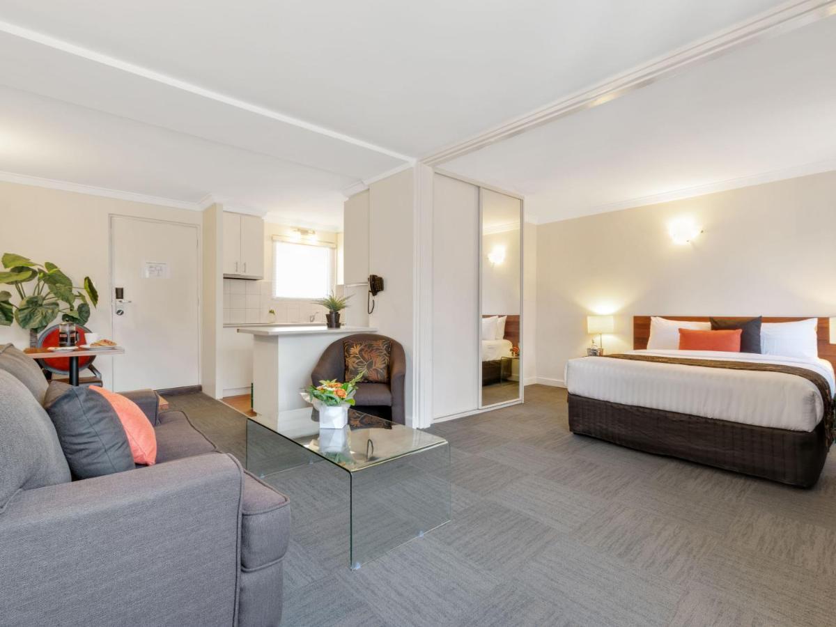 The Peninsula Riverside Serviced Apartments Perth Eksteriør billede