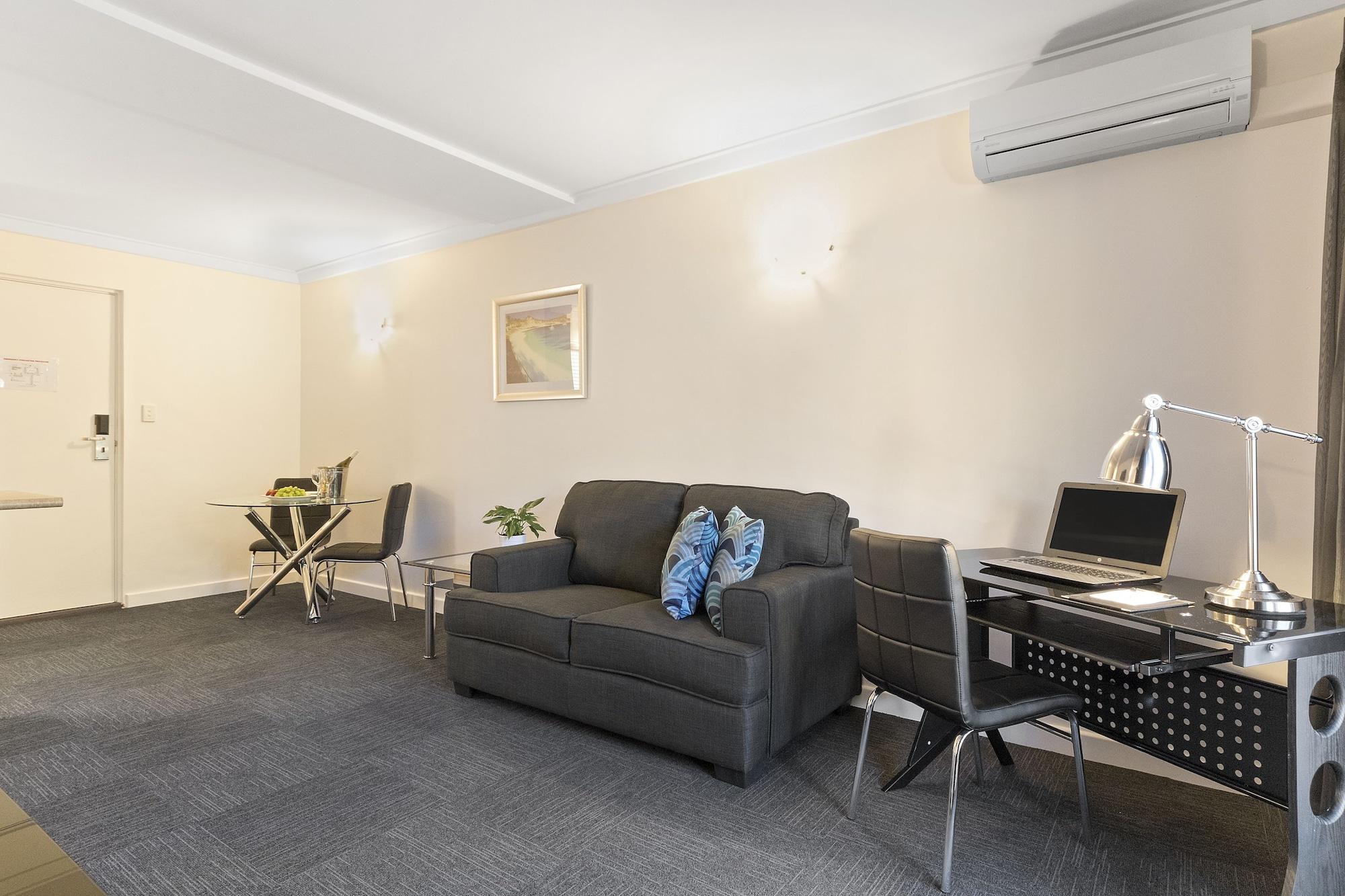 The Peninsula Riverside Serviced Apartments Perth Eksteriør billede