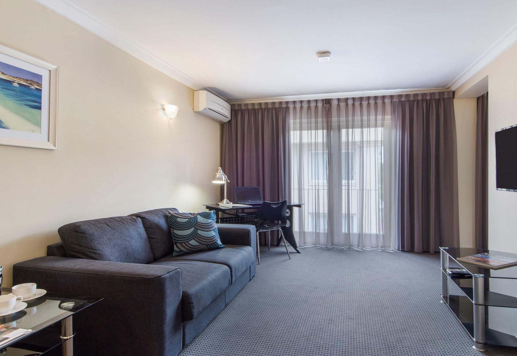 The Peninsula Riverside Serviced Apartments Perth Eksteriør billede