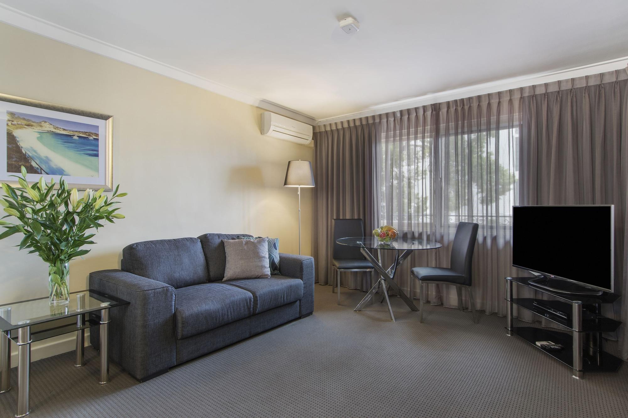 The Peninsula Riverside Serviced Apartments Perth Eksteriør billede
