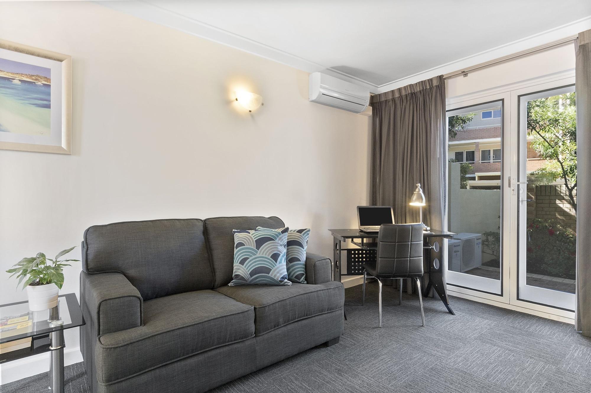 The Peninsula Riverside Serviced Apartments Perth Eksteriør billede