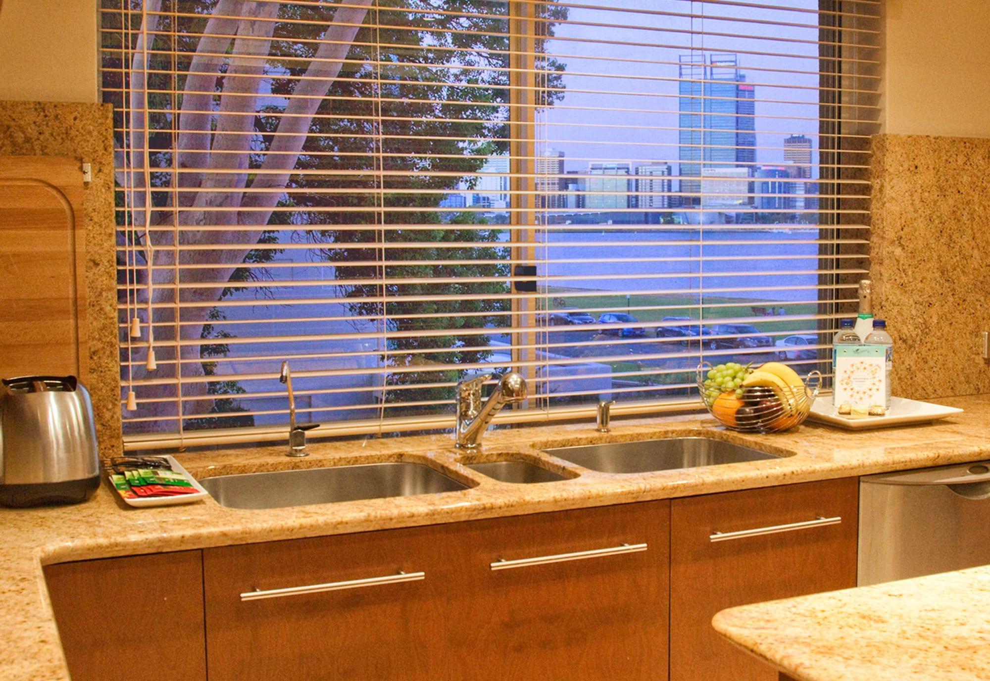 The Peninsula Riverside Serviced Apartments Perth Eksteriør billede