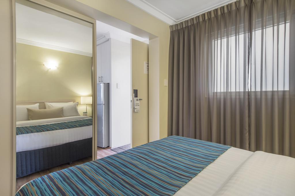 The Peninsula Riverside Serviced Apartments Perth Eksteriør billede
