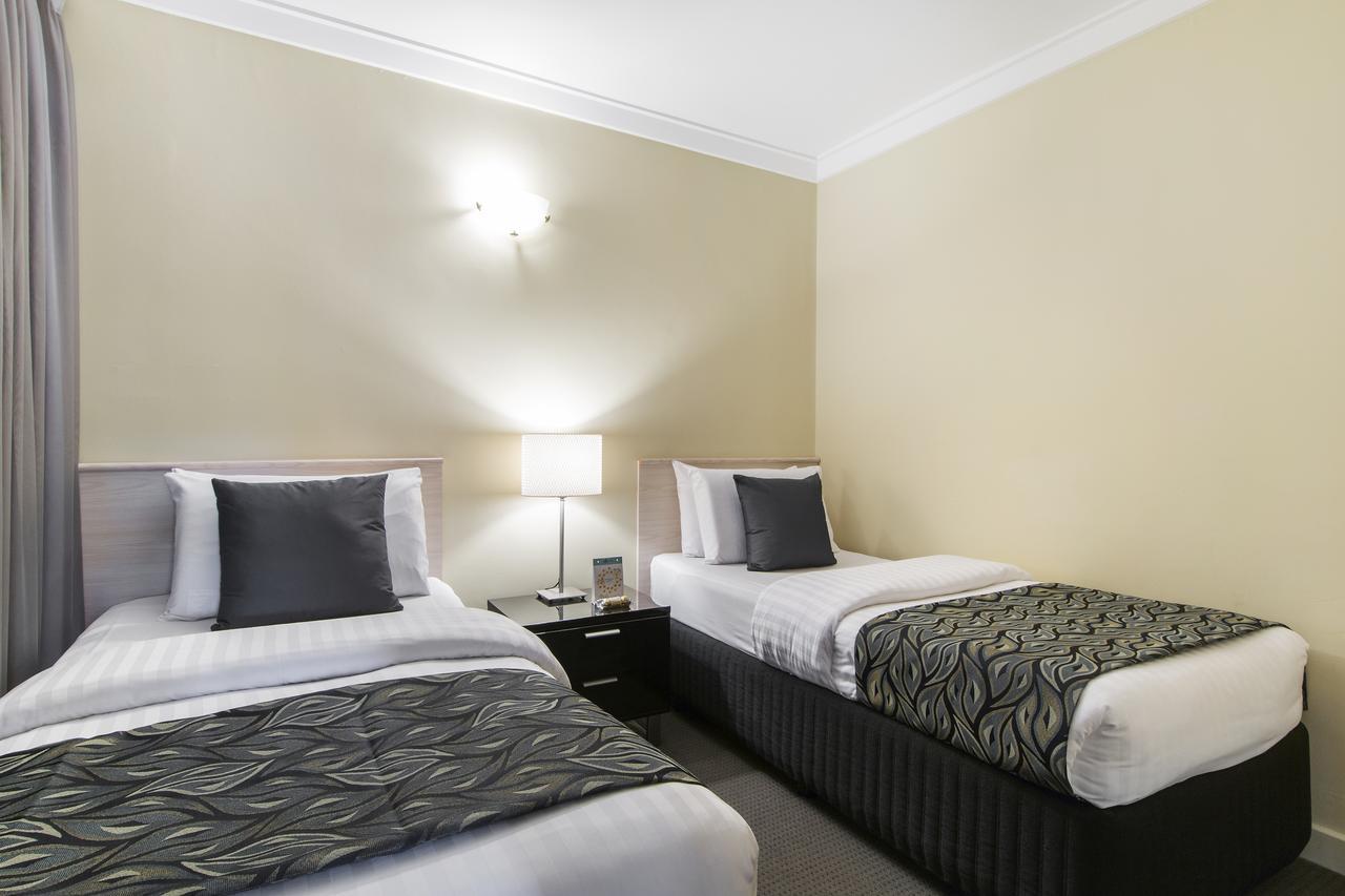 The Peninsula Riverside Serviced Apartments Perth Eksteriør billede