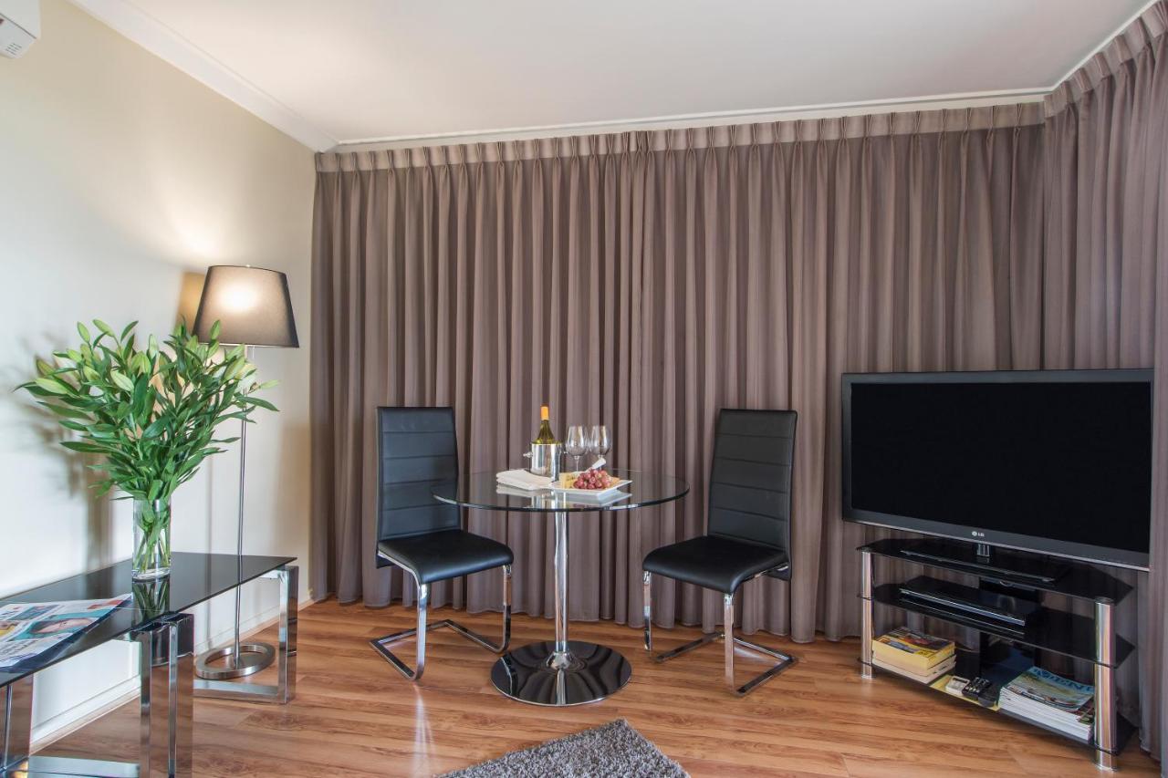 The Peninsula Riverside Serviced Apartments Perth Eksteriør billede