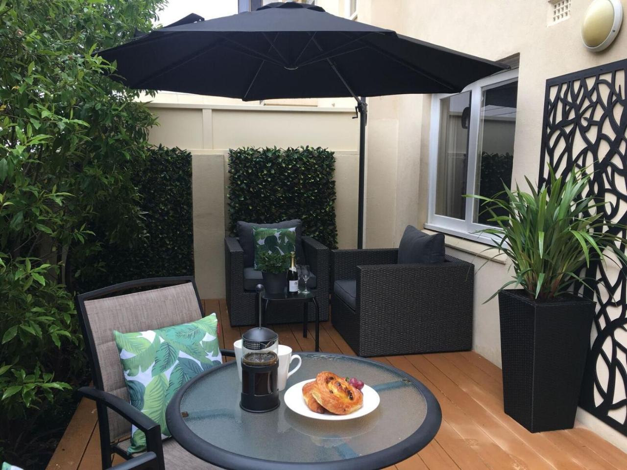 The Peninsula Riverside Serviced Apartments Perth Eksteriør billede
