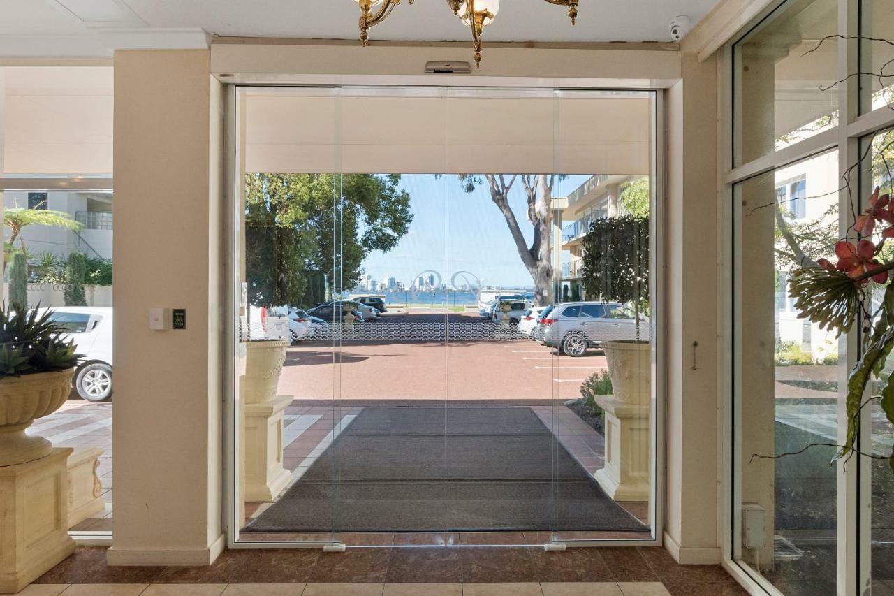 The Peninsula Riverside Serviced Apartments Perth Eksteriør billede